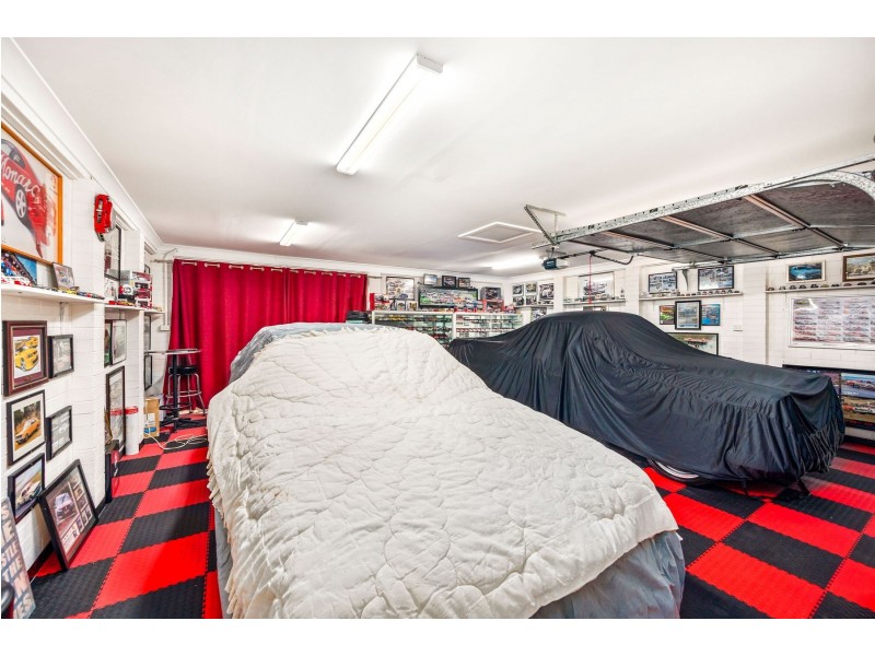 38 Green Point Drive, Belmont NSW 2280