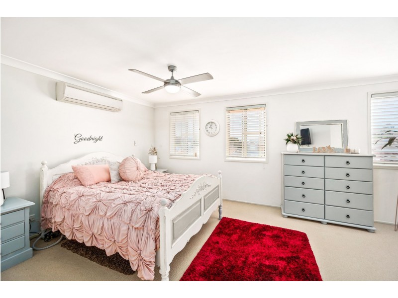 38 Green Point Drive, Belmont NSW 2280