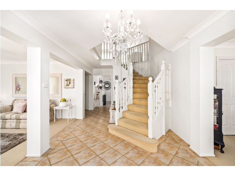 38 Green Point Drive, Belmont NSW 2280