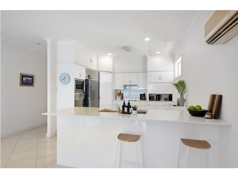 20 Bellevue Road, Belmont NSW 2280