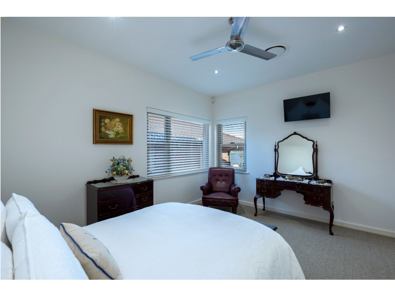 116 Ross Street, Belmont NSW 2280