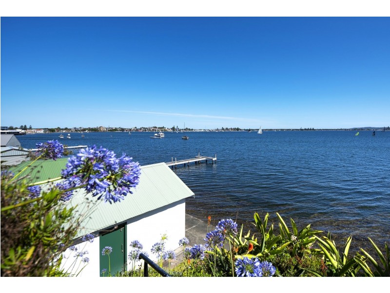 116 Ross Street, Belmont NSW 2280