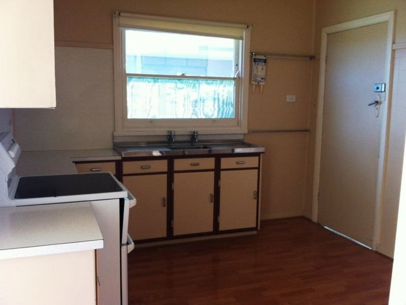 21 Pearce Avenue, Belmont NSW 2280