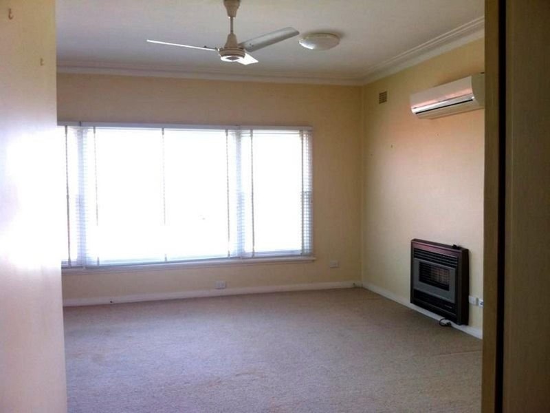 21 Pearce Avenue, Belmont NSW 2280