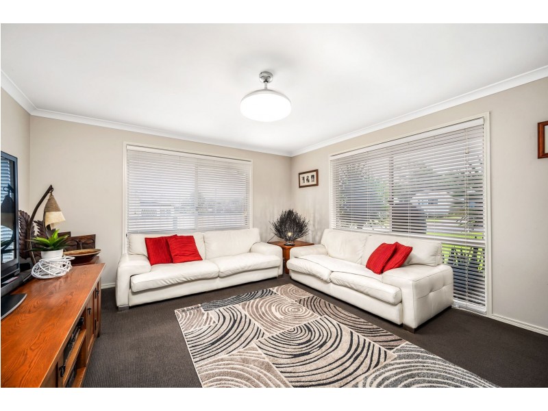 34 Arlington Street, Belmont North NSW 2280