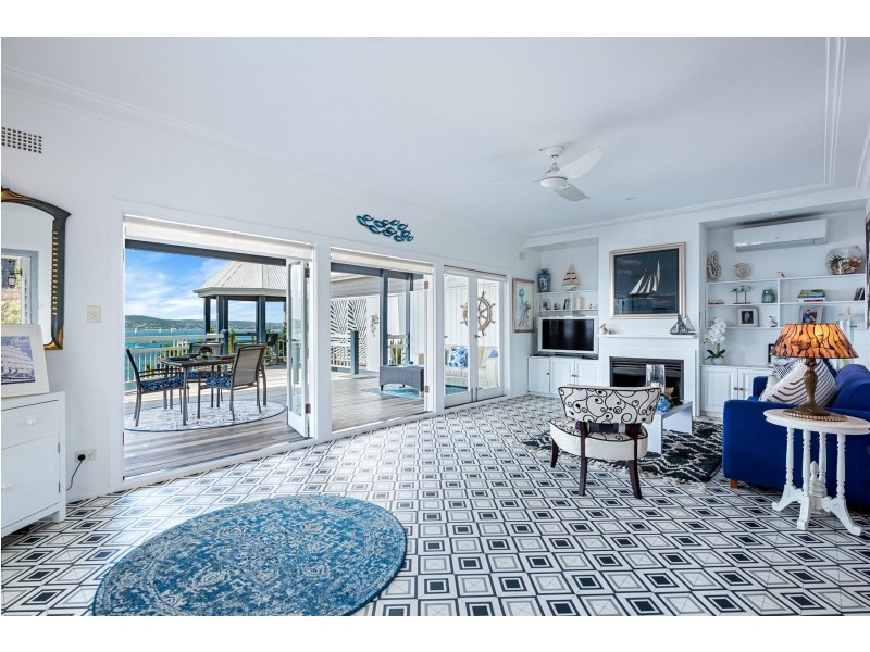 151 Marks Point Road, Marks Point NSW 2280