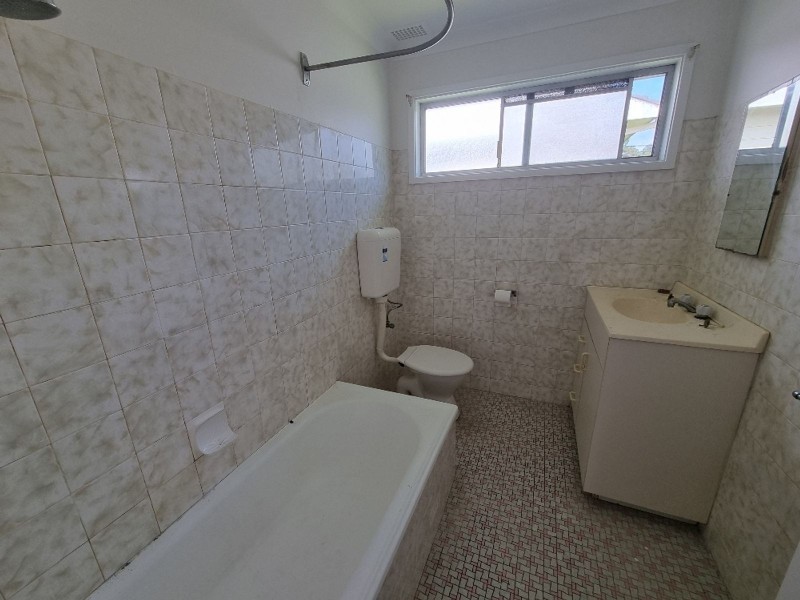 1/14 East Street, Warners Bay NSW 2282