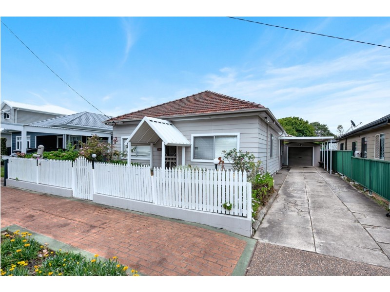 37 Robb Street, Belmont NSW 2280