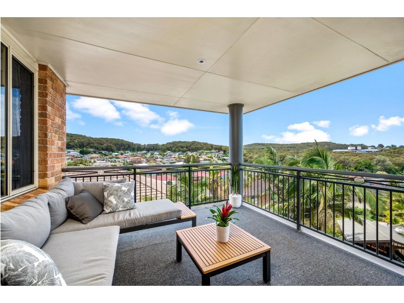 73 Crown Street, Belmont NSW 2280