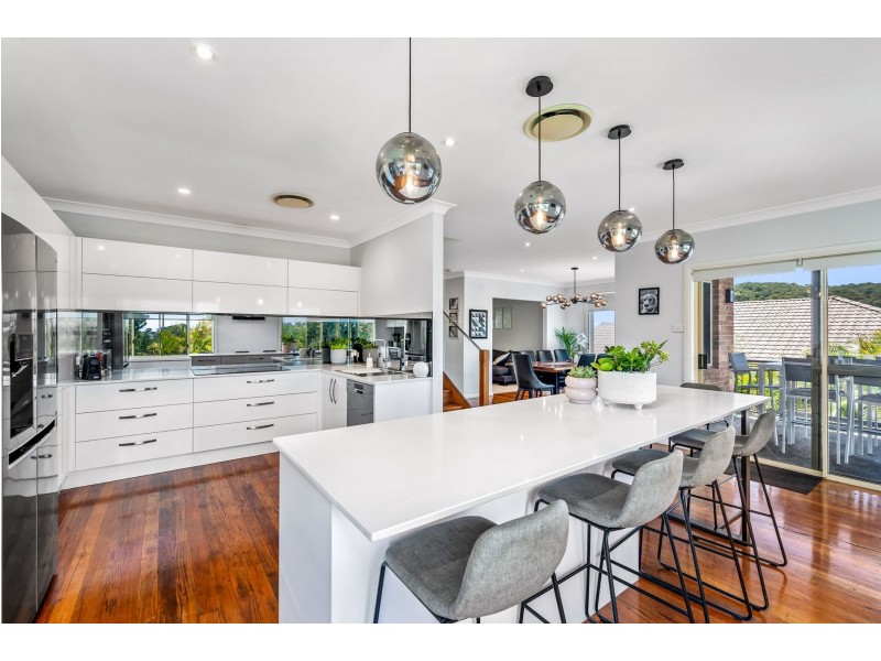 73 Crown Street, Belmont NSW 2280