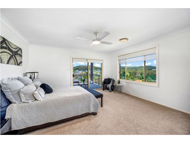 73 Crown Street, Belmont NSW 2280