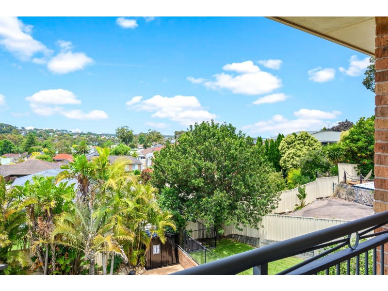 73 Crown Street, Belmont NSW 2280