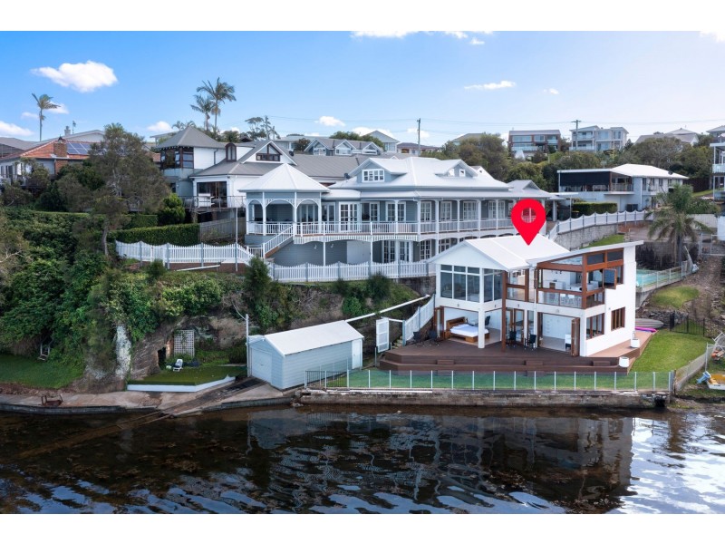 98 Ross Street, Belmont NSW 2280