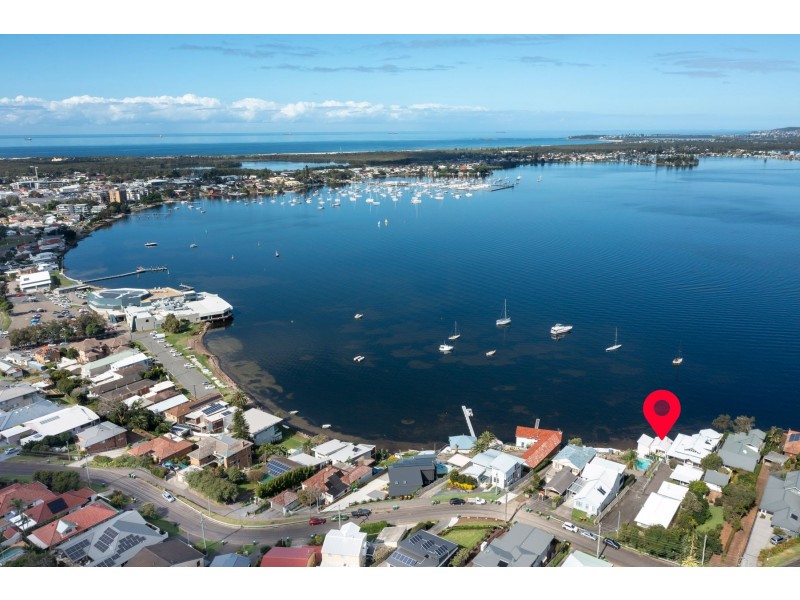 98 Ross Street, Belmont NSW 2280