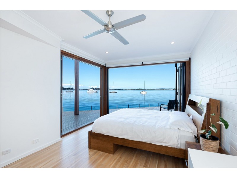 98 Ross Street, Belmont NSW 2280