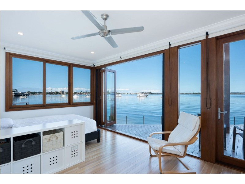 98 Ross Street, Belmont NSW 2280