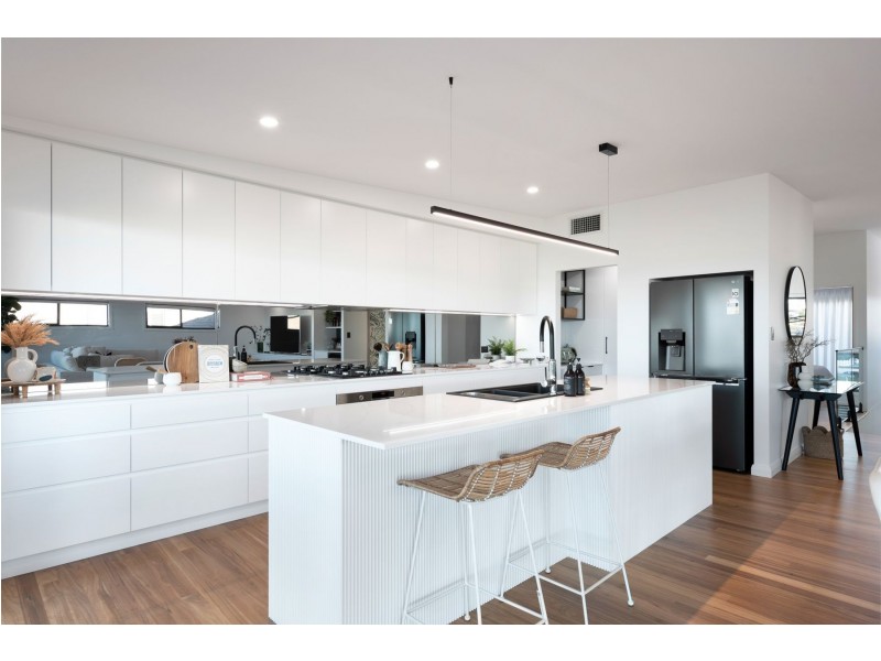 34 Crown Street, Belmont NSW 2280