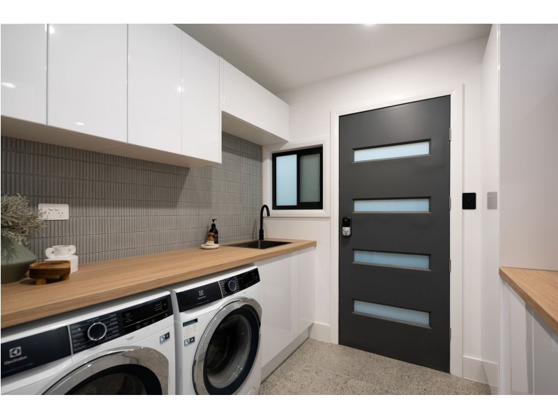 34 Crown Street, Belmont NSW 2280