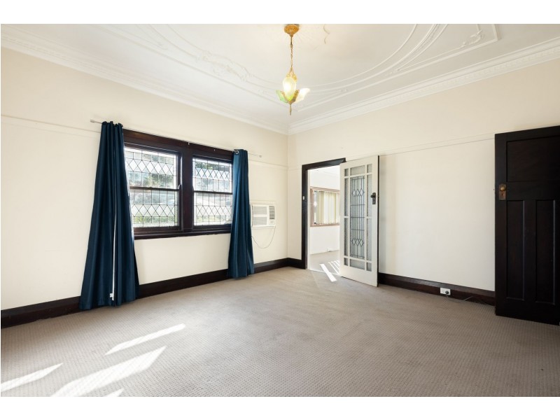 12 Hall Street, Belmont NSW 2280