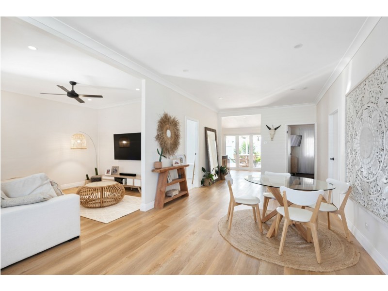 13 Merleview Street, Belmont NSW 2280