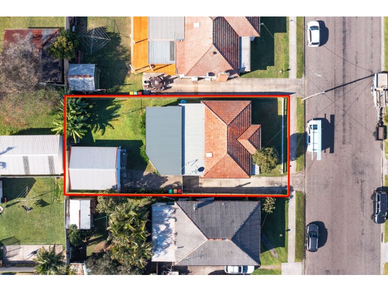 13 Merleview Street, Belmont NSW 2280