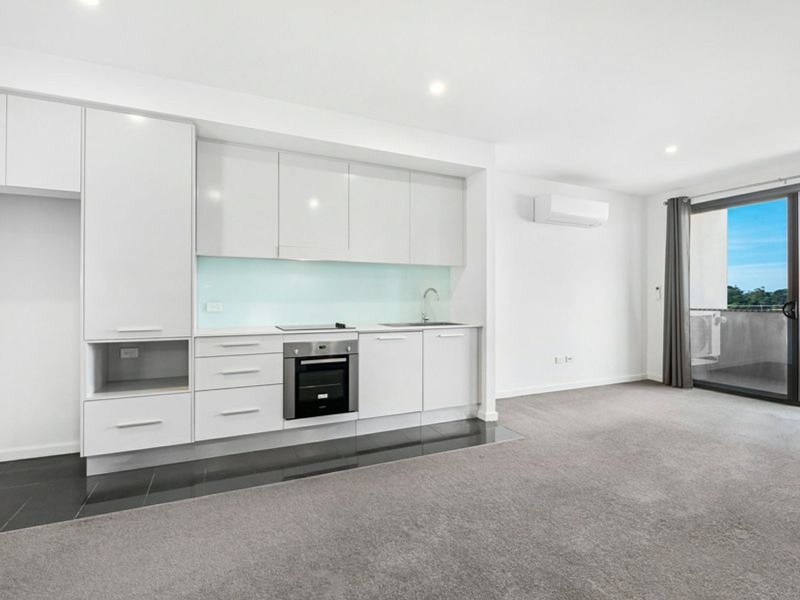 E218/11 Ernest Street, Belmont NSW 2280