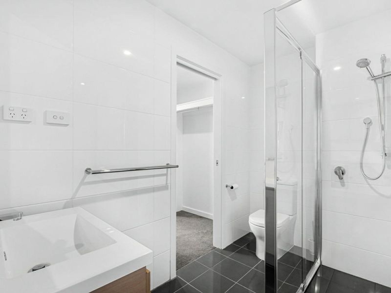 E218/11 Ernest Street, Belmont NSW 2280