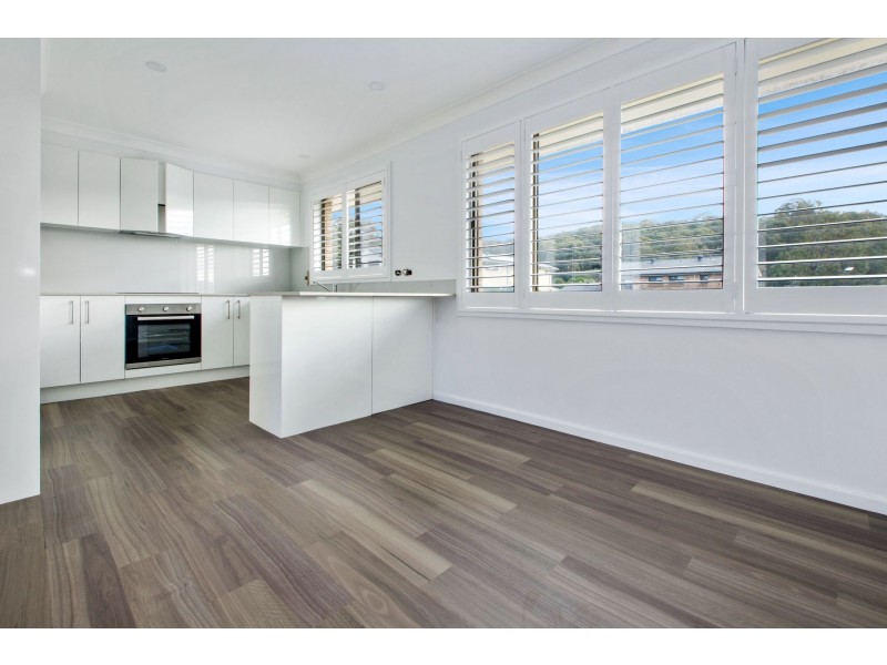 12 Seaview Close, Eleebana NSW 2282