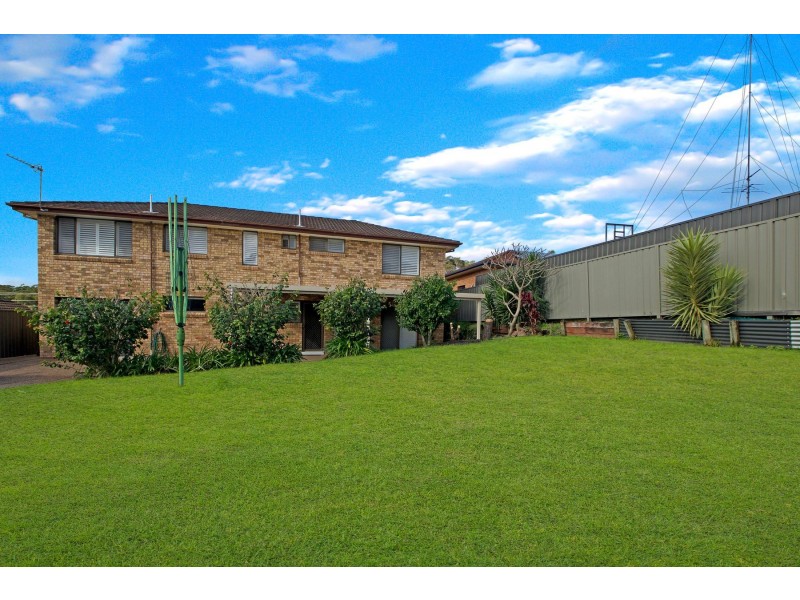 12 Seaview Close, Eleebana NSW 2282