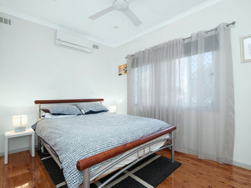 12 Church Street, Gateshead NSW 2290