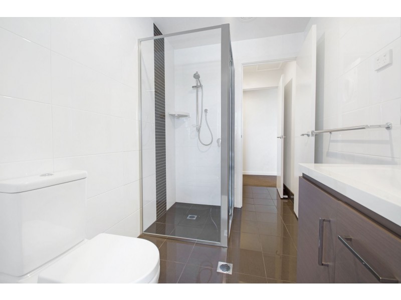 204/11 Ernest Street, Belmont NSW 2280