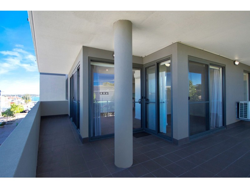 204/11 Ernest Street, Belmont NSW 2280