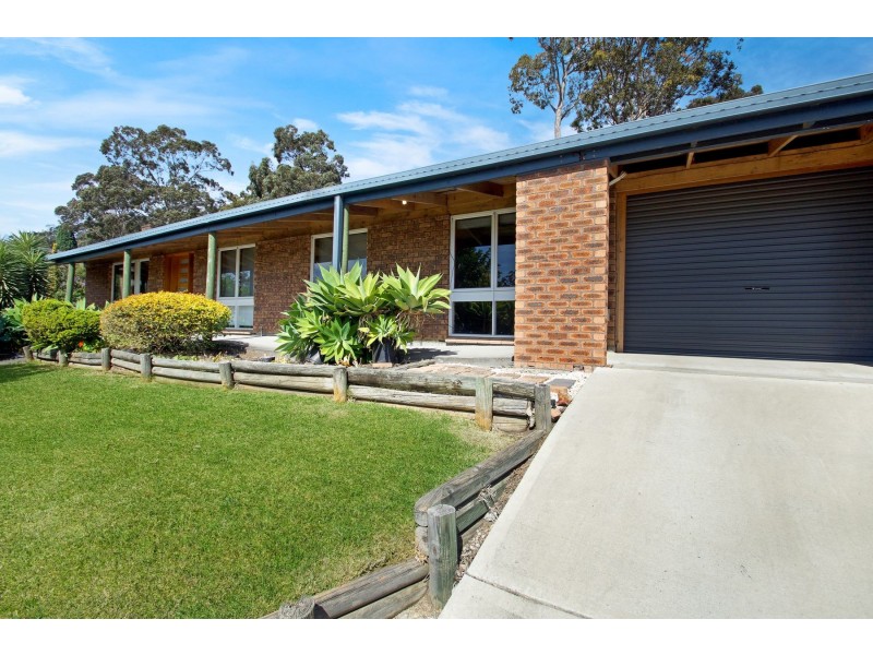 45 Ian Street, Eleebana NSW 2282