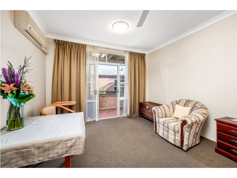 205/1-3 Violet Town Road, Mount Hutton NSW 2290