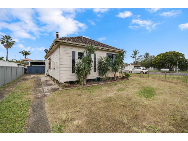 11 Mitti Street, Blacksmiths NSW 2281