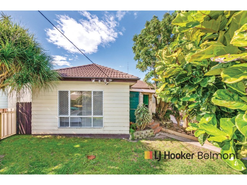 7 Deane Street, Belmont NSW 2280
