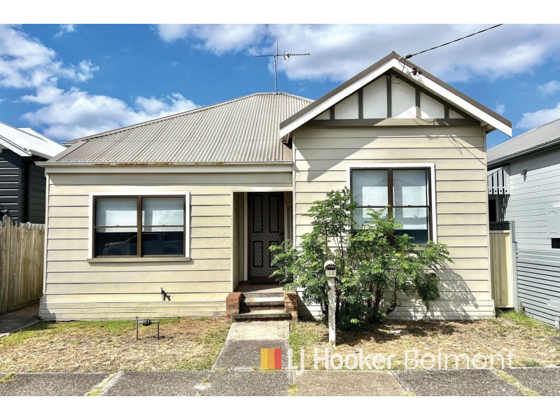 35 Gulliver Street, Hamilton NSW 2303