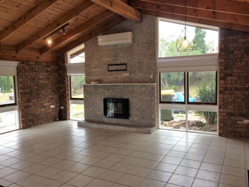 45 Ian Street, Eleebana NSW 2282