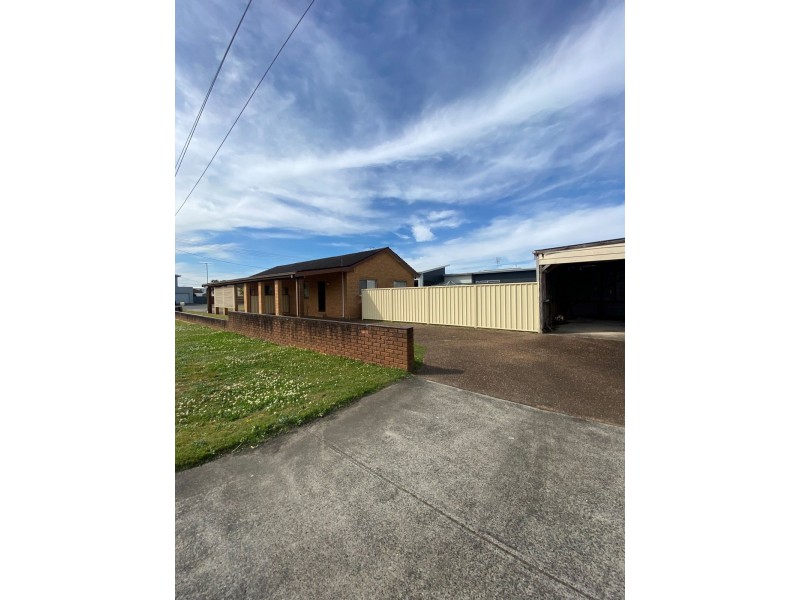 2/8 Maneela Street, Blacksmiths NSW 2281