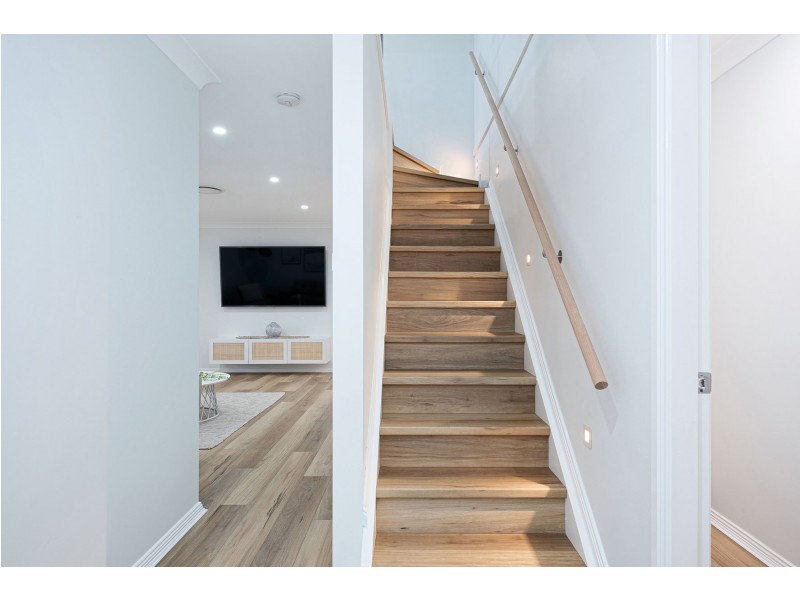 19 Halyard Way, Belmont NSW 2280