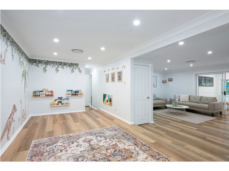 19 Halyard Way, Belmont NSW 2280