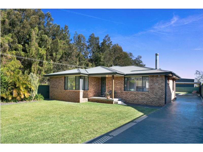55 Haddon Crescent, Marks Point NSW 2280