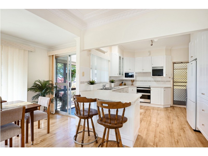 174 Wommara Avenue, Belmont North NSW 2280