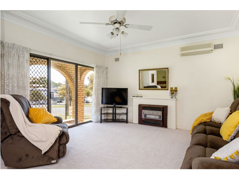 174 Wommara Avenue, Belmont North NSW 2280