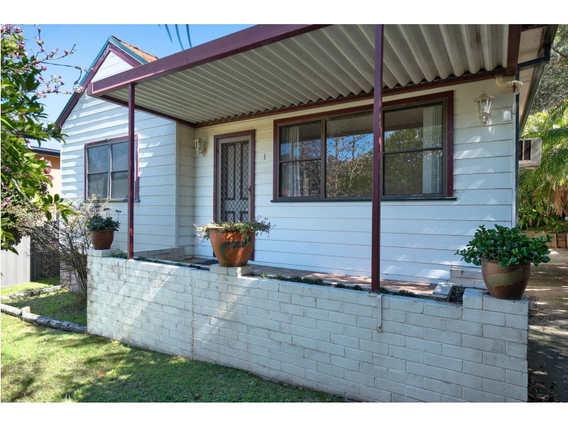 1 Alley Street, Speers Point NSW 2284