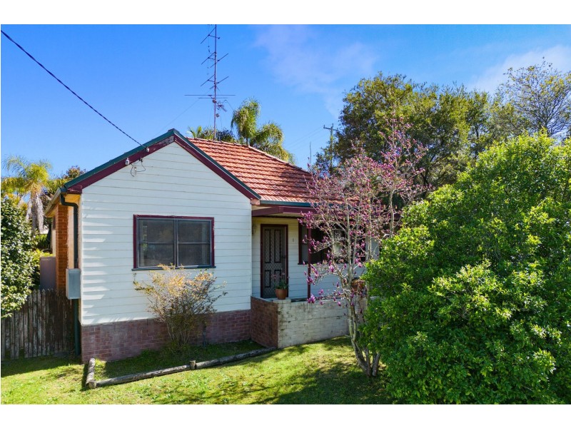 1 Alley Street, Speers Point NSW 2284