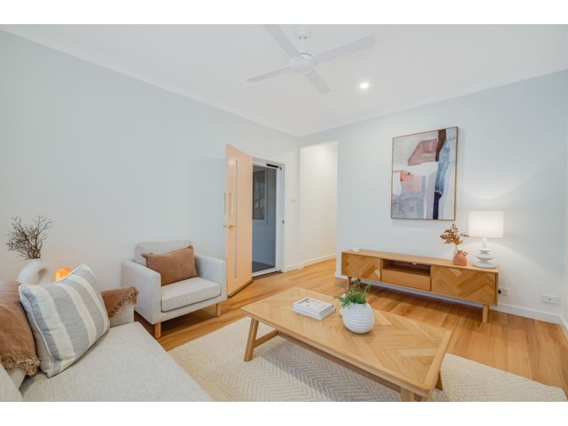 18 Beach Street, Belmont South NSW 2280