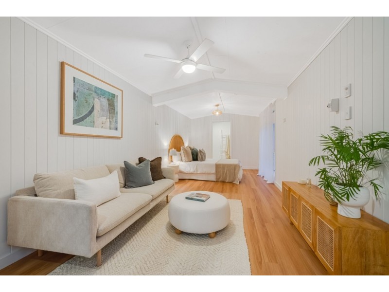 18 Beach Street, Belmont South NSW 2280