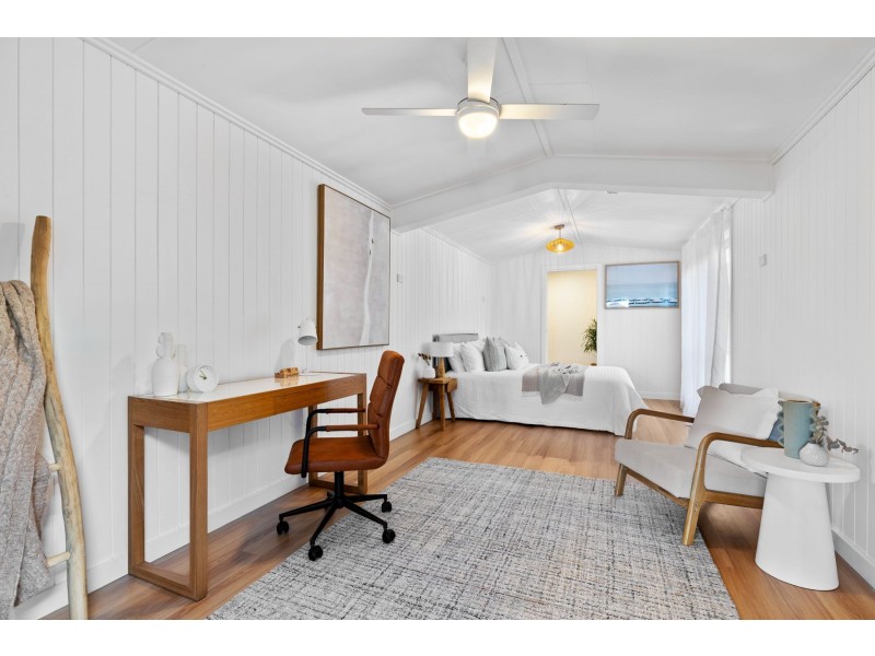 18 Beach Street, Belmont South NSW 2280
