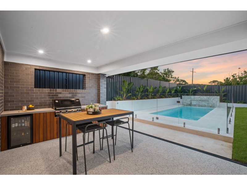 10 Vista Parade, Belmont NSW 2280